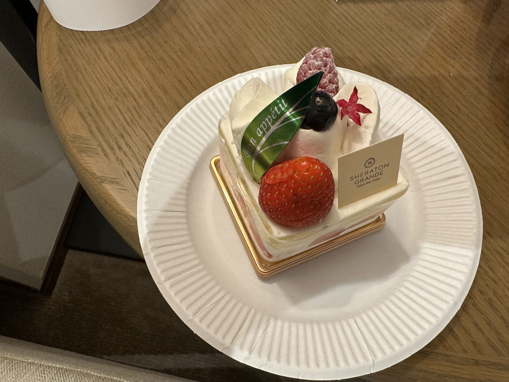 シェラトン東京ベイのトスティーナで食べたショートケーキ