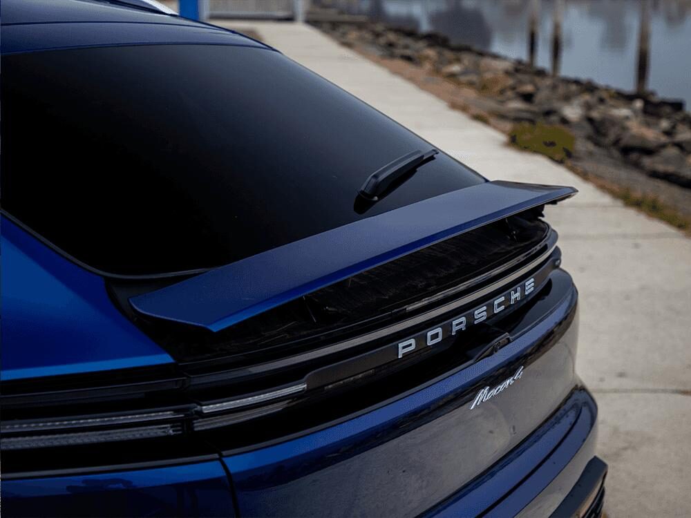 マカンのアクティブリアスポイラー