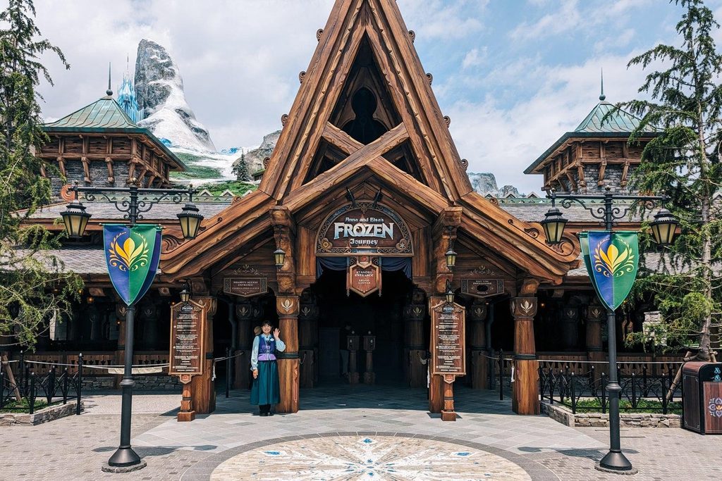 東京ディズニーシーのアナとエルサのフローズンジャーニー