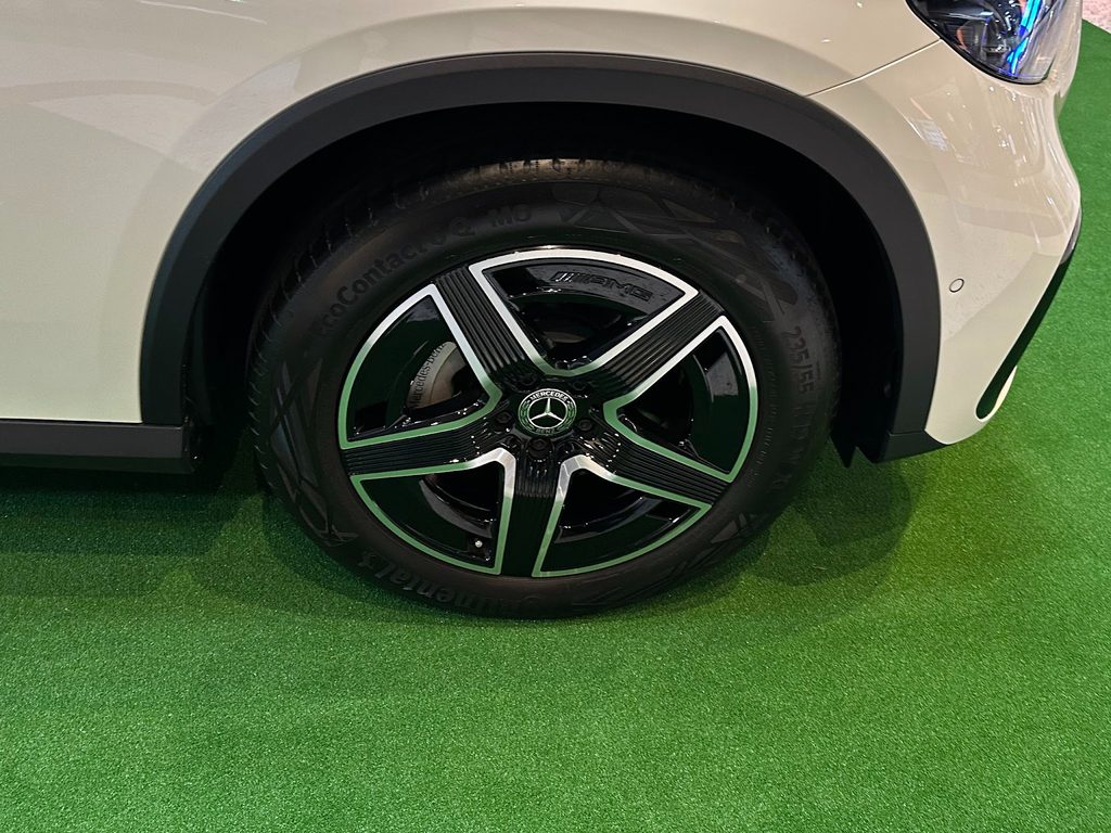 メルセデス・ベンツGLC(X254)のホイールとタイヤ