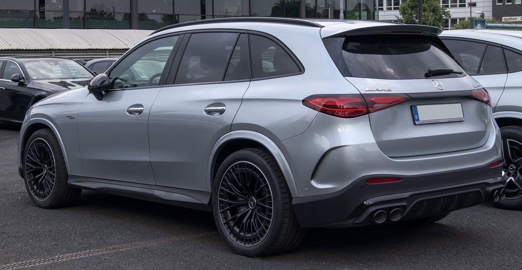 Mercedes-AMG GLC43 4MATICのリア外観